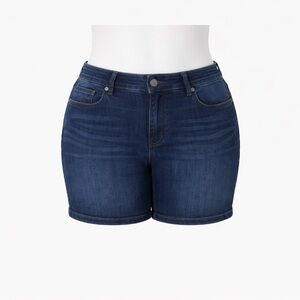 Size 18 Torrid Women’s Bombshell Denim Shorts High Rise Stretch Jean Shorts Blue